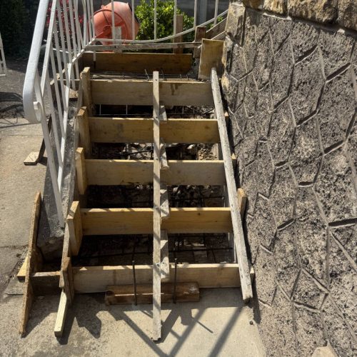 012155dc-c749-466a-8893-50ff35b47759-standard