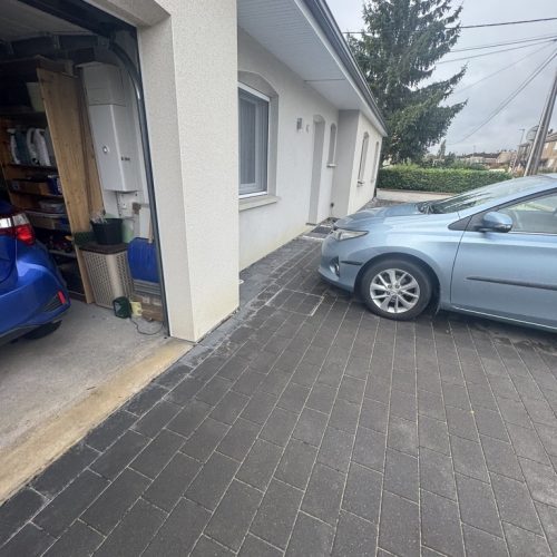 2F770F7C-7E6E-4B82-8DB4-3B7A66CB934F_1_105_c