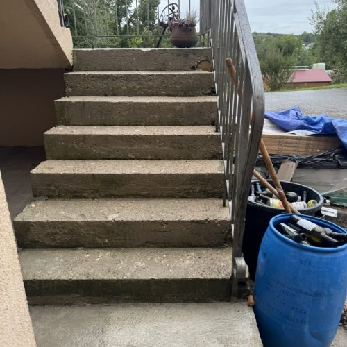 6298210A-C933-4B0A-B9C7-12DA5762412D_1_105_c