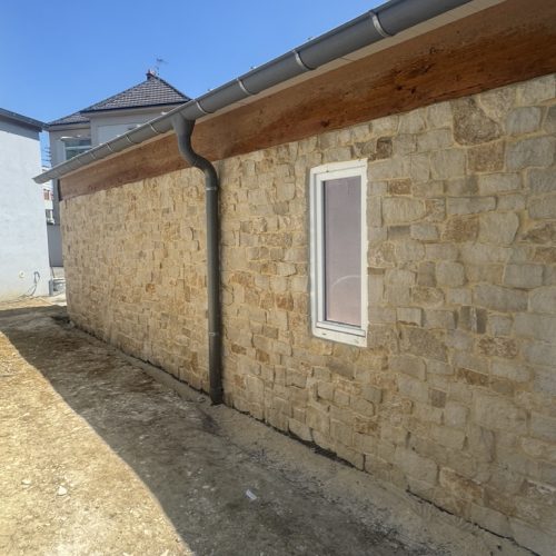 B3BF9530-EAD8-4789-99F3-4DDD9DDDA67B_1_105_c