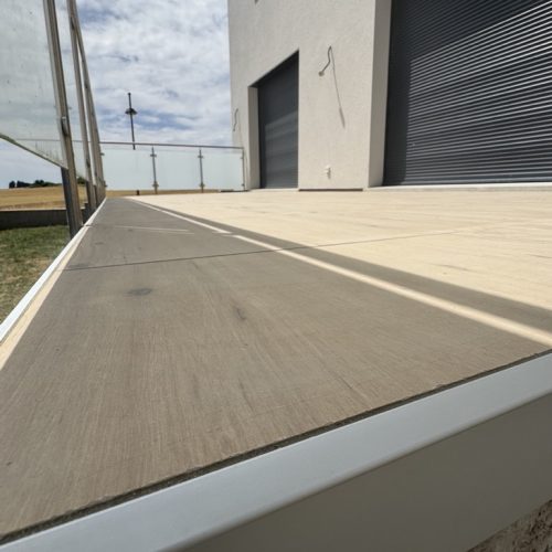 D842785F-B0F6-480B-87C2-DF6ED7D704F1_1_105_c