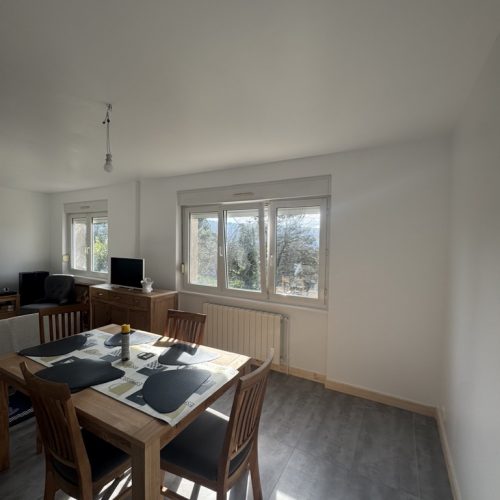 FC44CF05-753E-4F2B-AF20-FA52EFB03C65_1_105_c